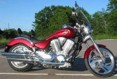 2004 Victory Vegas photo